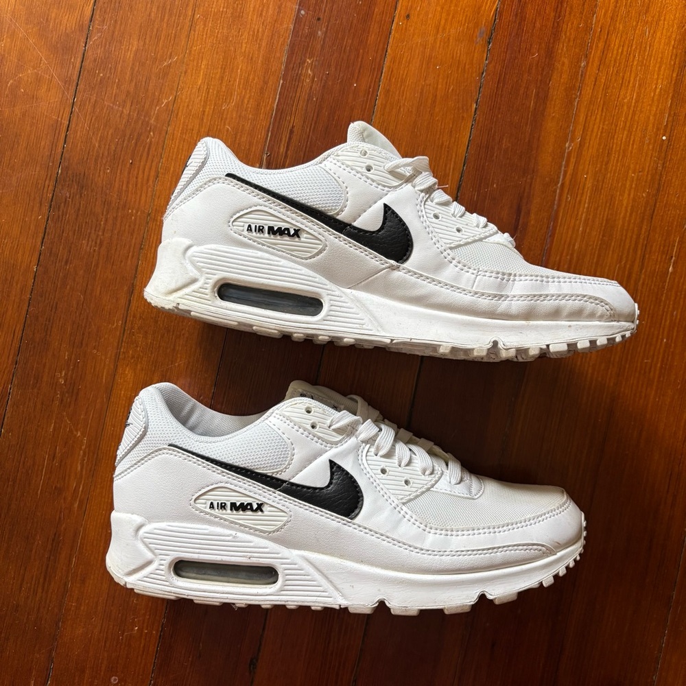 Nike Air Max 90 White Black Sneakers size 9